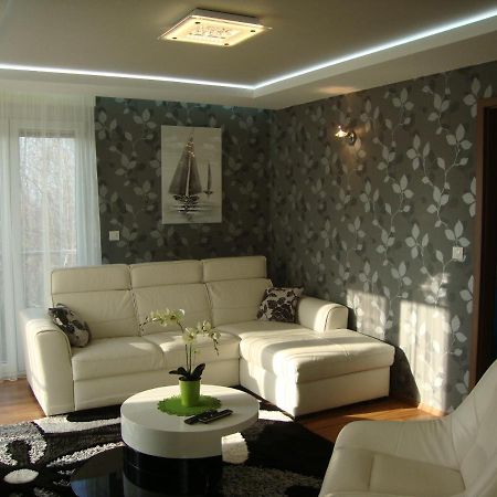 Viola Harmony Apartman Сиофок Екстериор снимка