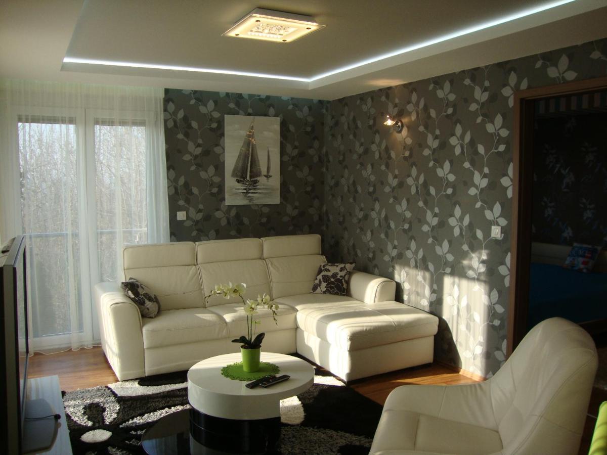 Viola Harmony Apartman Сиофок Екстериор снимка