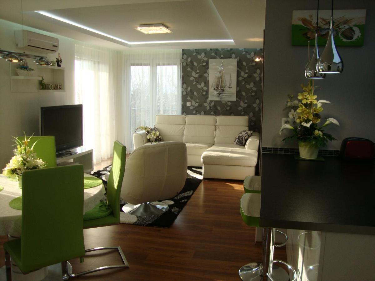 Viola Harmony Apartman Сиофок Екстериор снимка