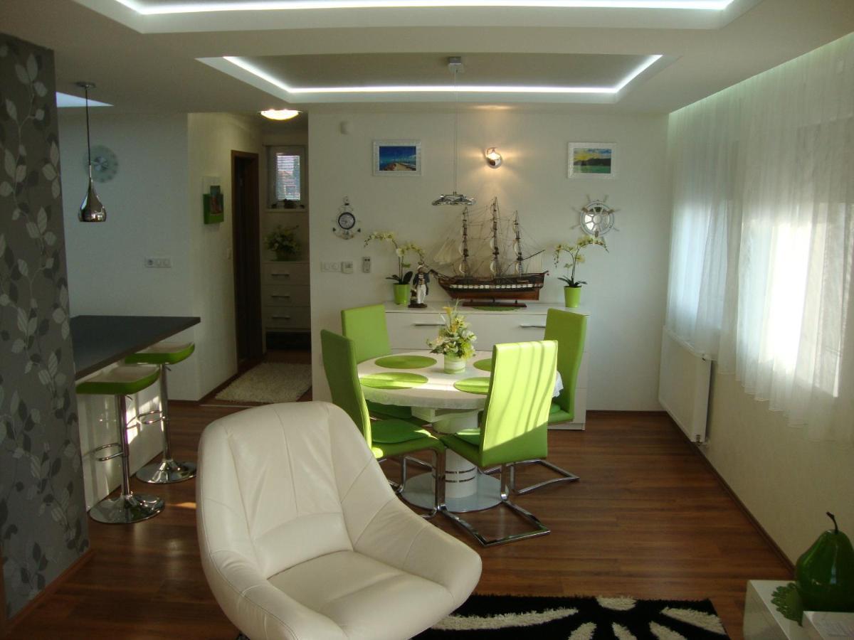 Viola Harmony Apartman Сиофок Екстериор снимка