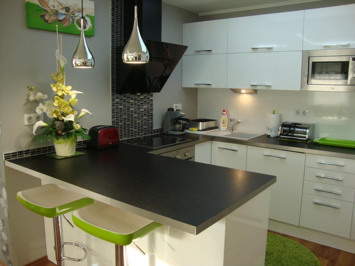 Viola Harmony Apartman Сиофок Екстериор снимка